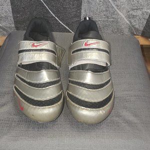 - Vintage Nike Poggio III cycling shoes size 8